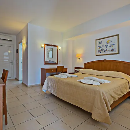 Aparthotel Delfina Boutique 4*